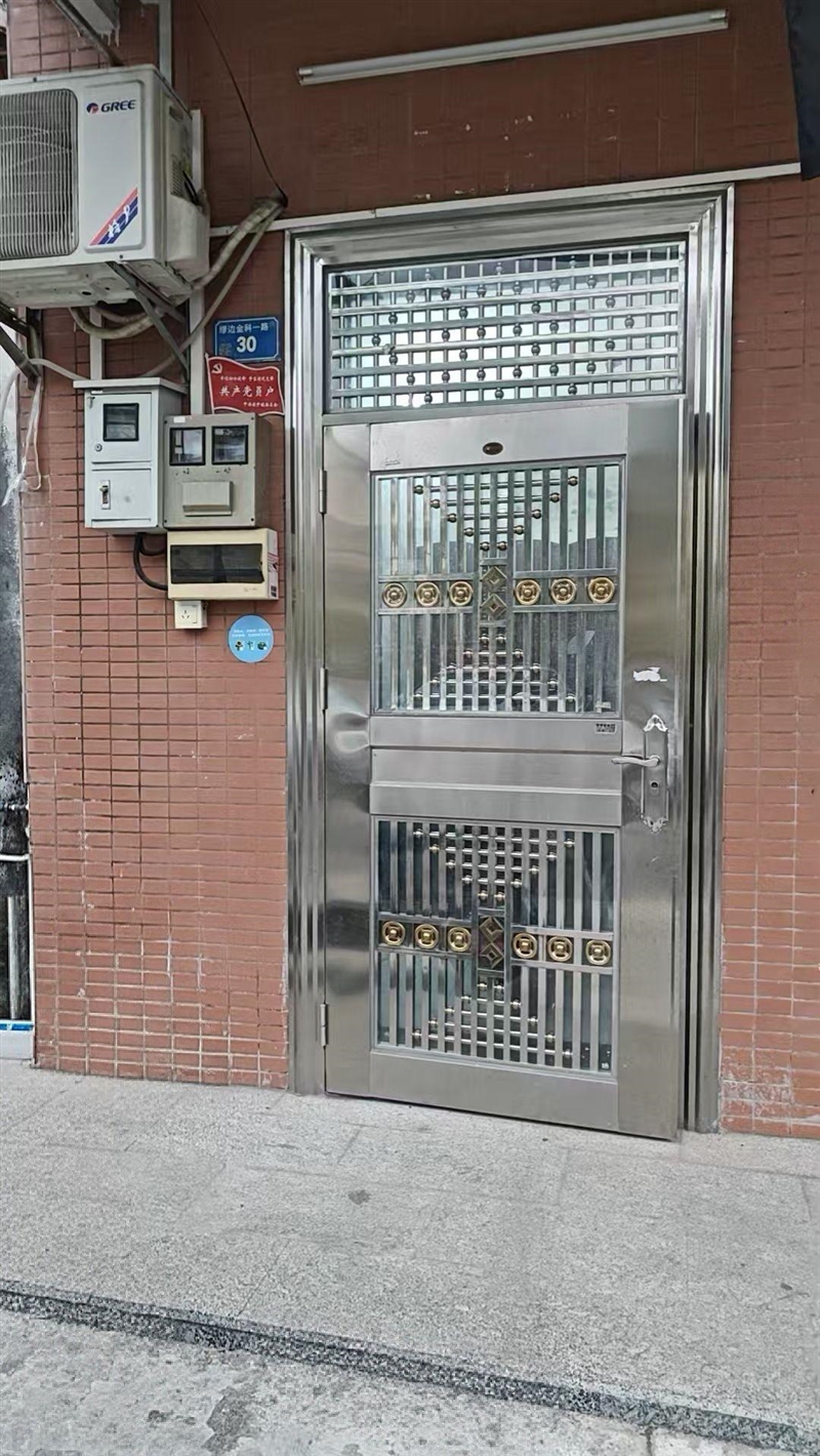 出租大单间面积20平方一楼